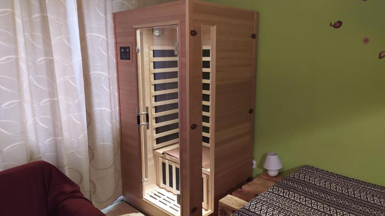 Gesztenyes Apartman ミシュコルツ エクステリア 写真