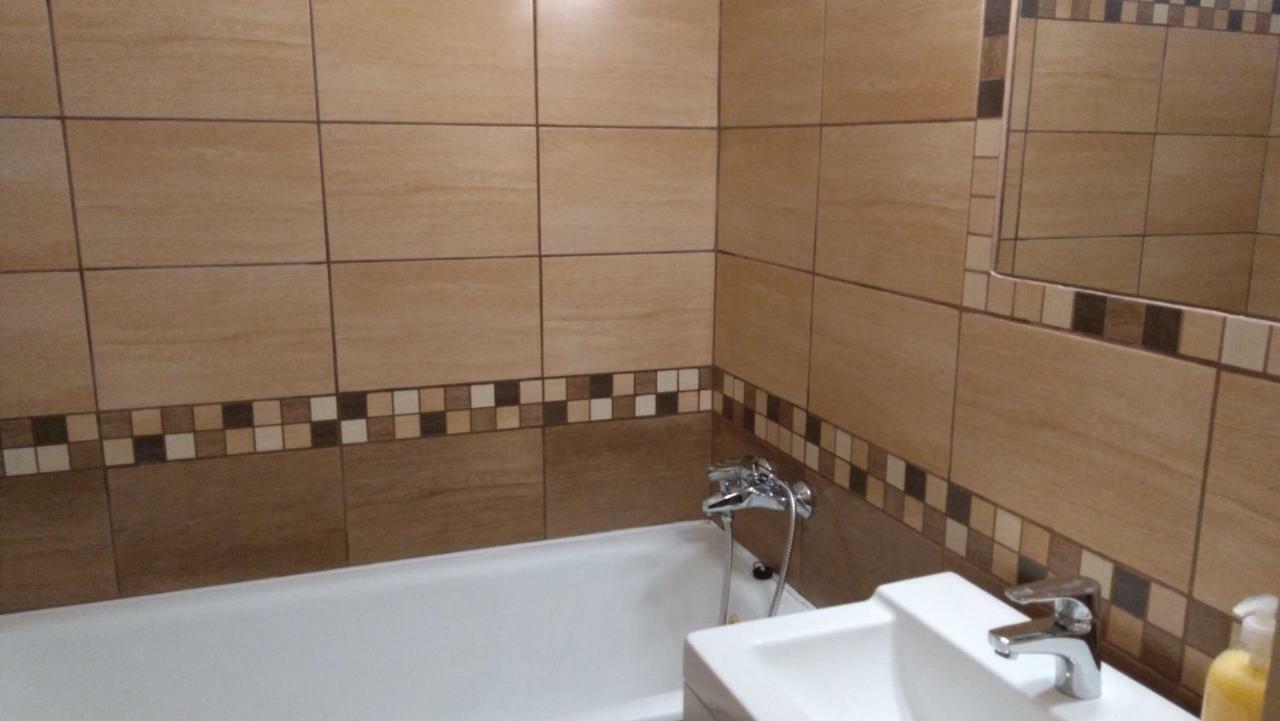 Gesztenyes Apartman ミシュコルツ エクステリア 写真