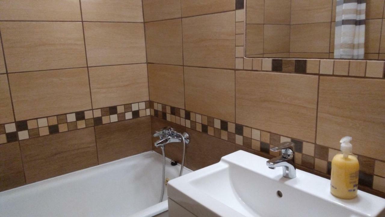 Gesztenyes Apartman ミシュコルツ エクステリア 写真