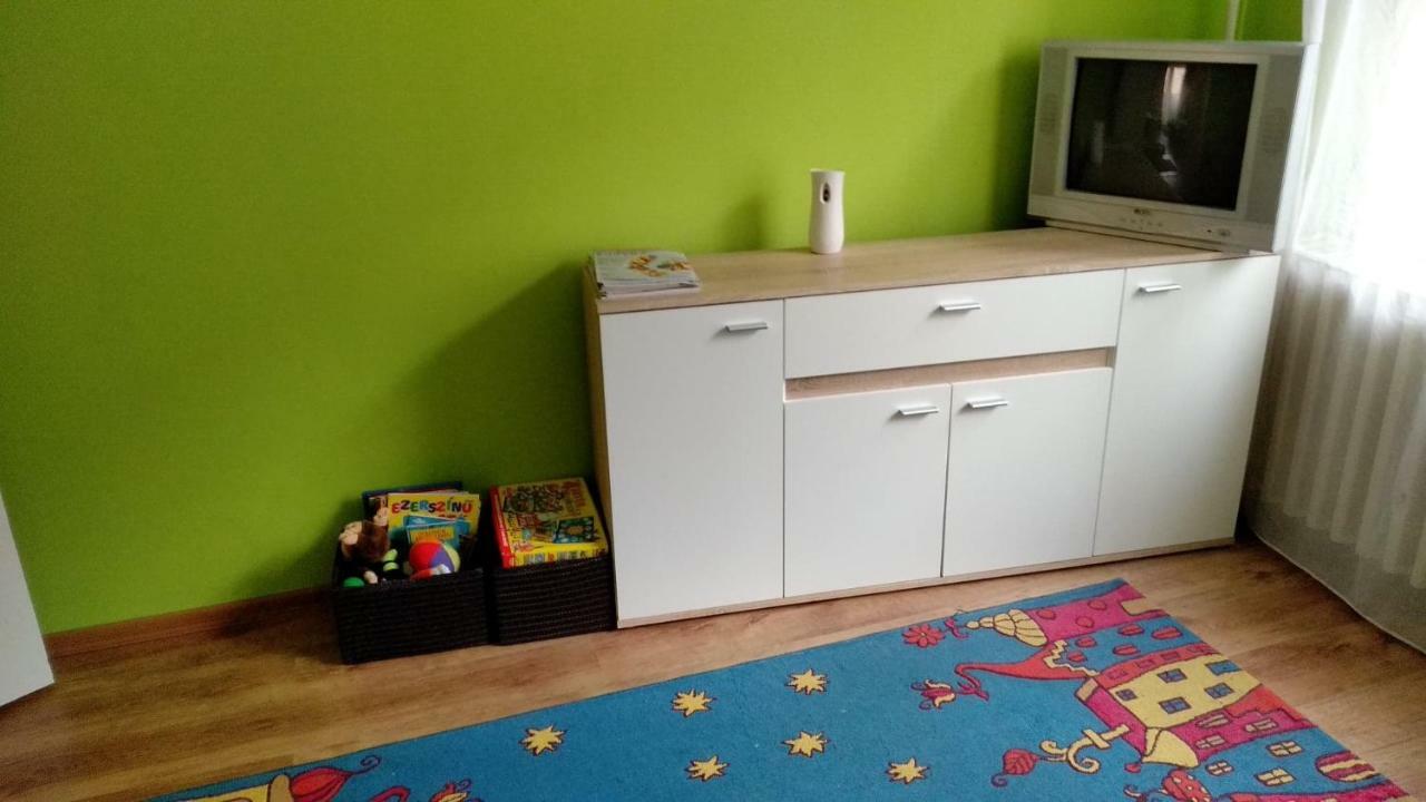 Gesztenyes Apartman ミシュコルツ エクステリア 写真